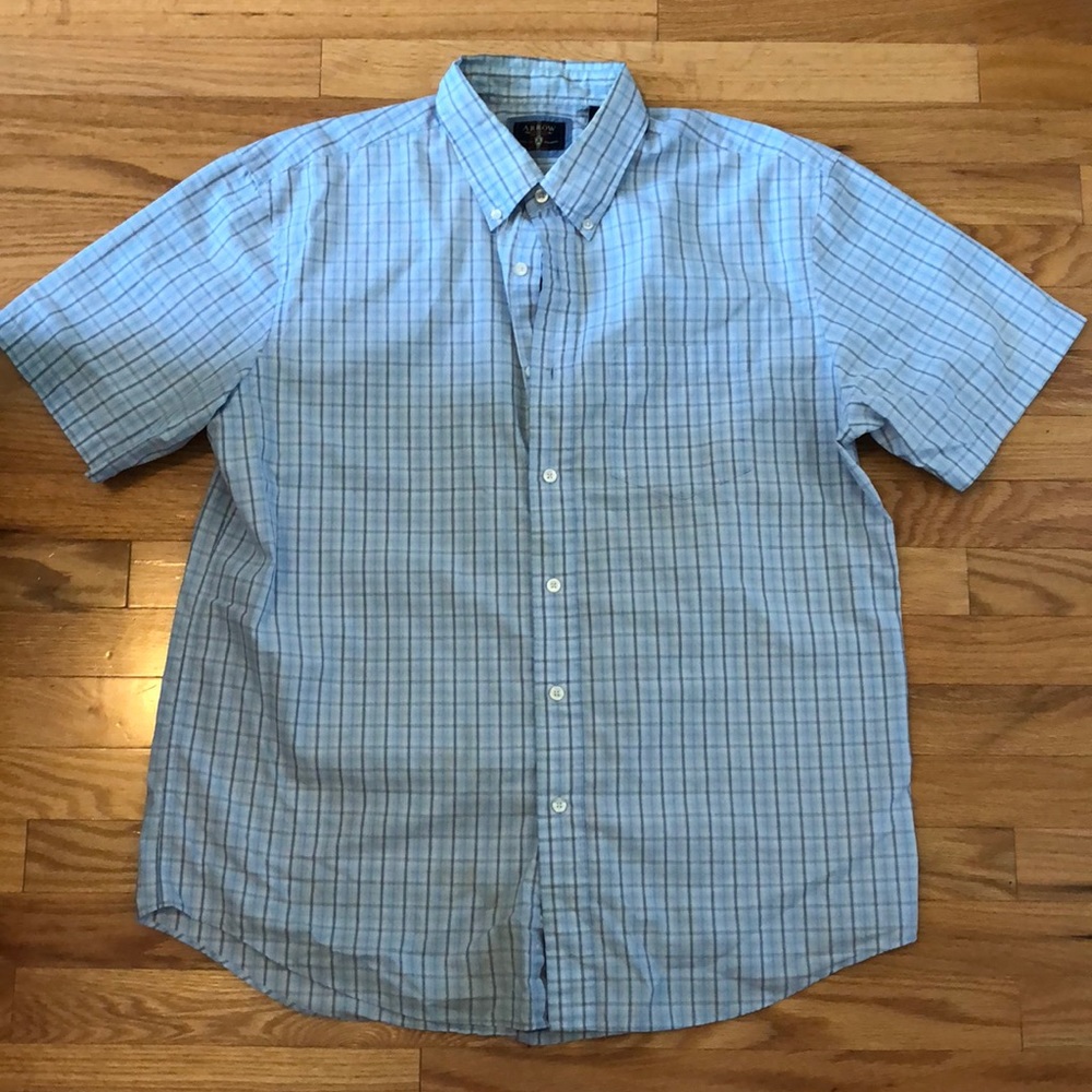 Men’s dress short sleeve polo